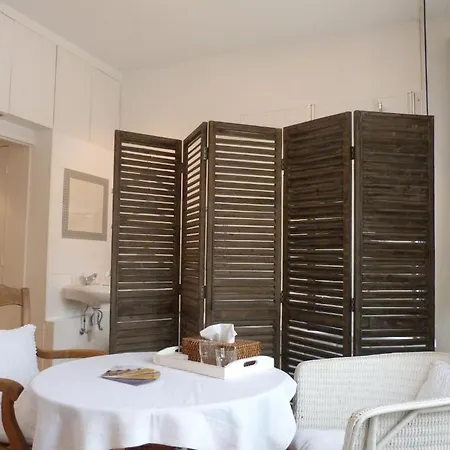 Bed & Breakfast Sparrow's Nest Ghent
