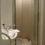 Sparrow's Nest Bed and breakfast 4*